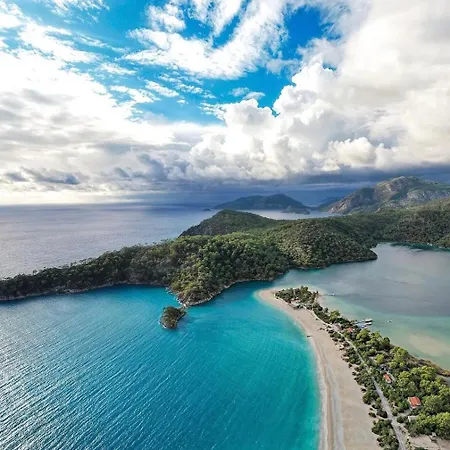 Number 27, Outstanding Corner W/pool In Portville Gocek Villa *