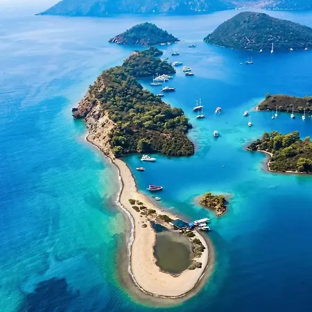 Number 27, Outstanding Corner W/pool In Portville Gocek * Fethiye