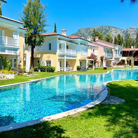 Number 27, Outstanding Corner W/pool In Portville Gocek *